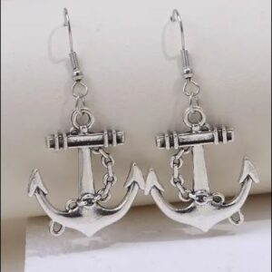 Vintage style Anchor design earrings