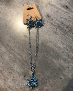 Blue Snowflake earring and necklace set