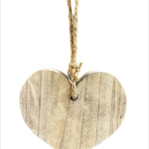 WOODEN HEART WITH STRING